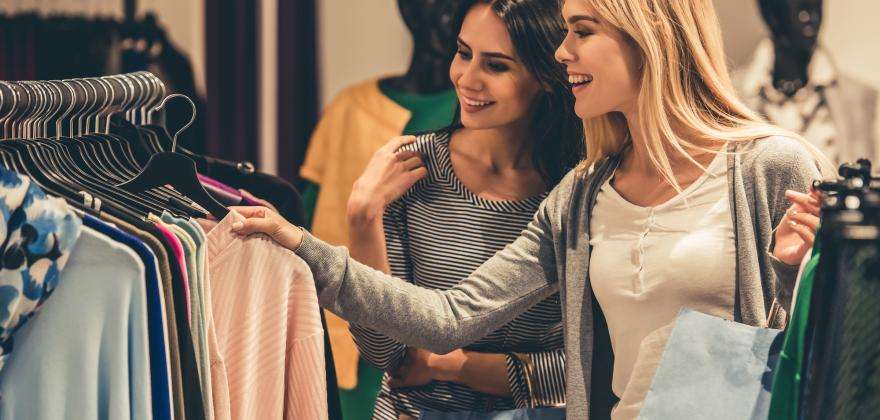 Winter Sales 2026 in Paris & Valentine’s Day : How to Prepare Your Stay at the Paris France Hotel for a Successful Shopping-and-Romance Getaway