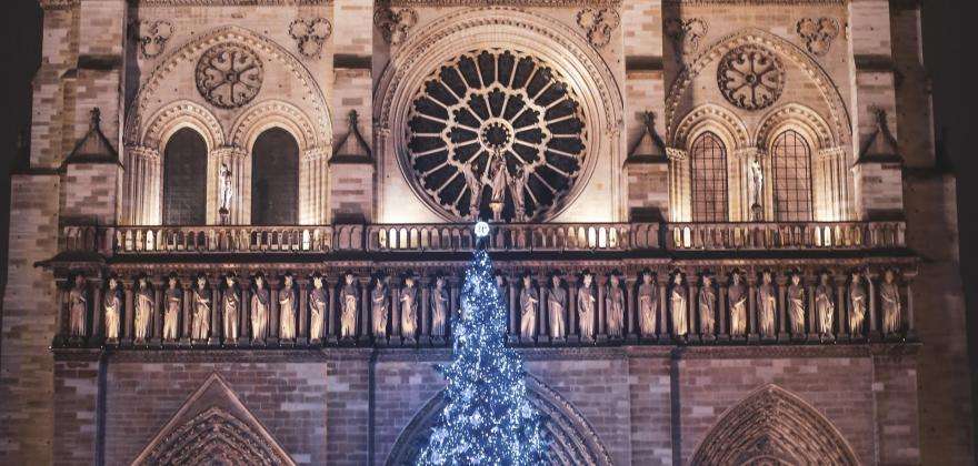 The magic of the end of year celebrations in Paris