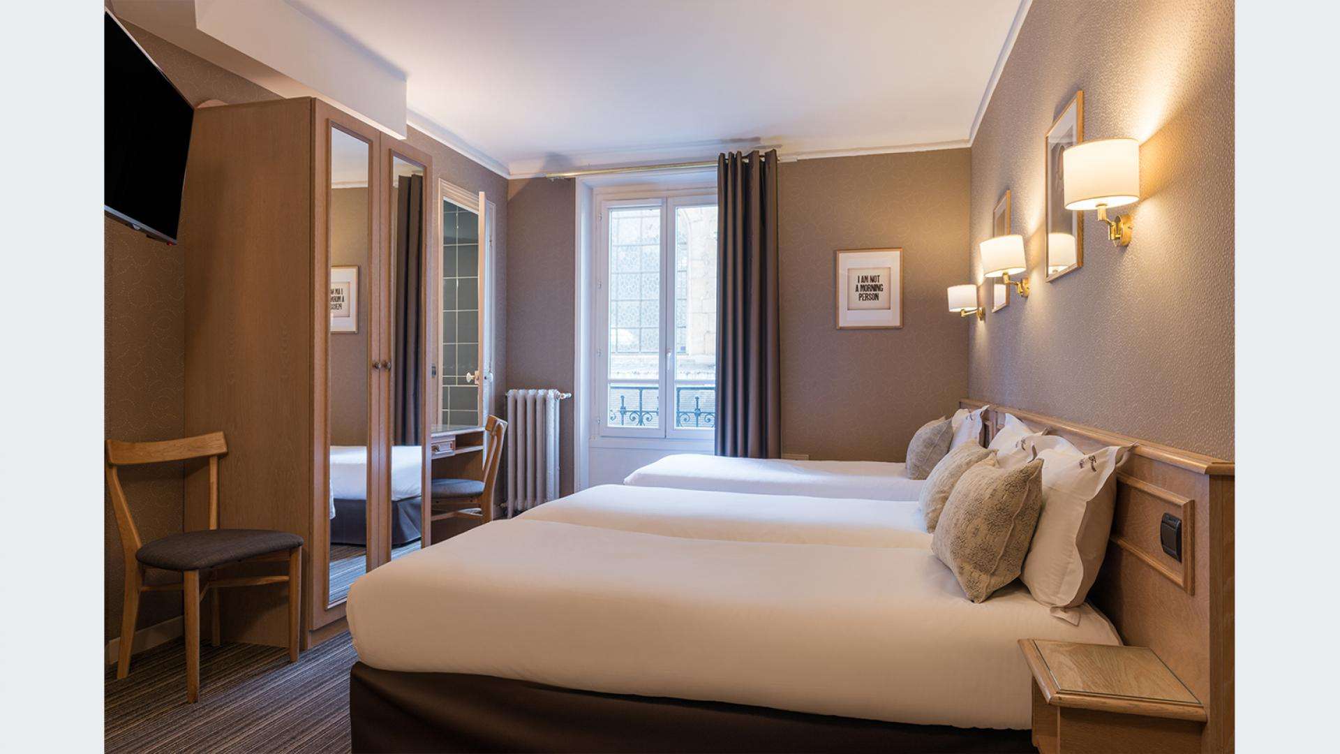 パリフランスホテル|部屋|パリ マレ地区 レピュブリック